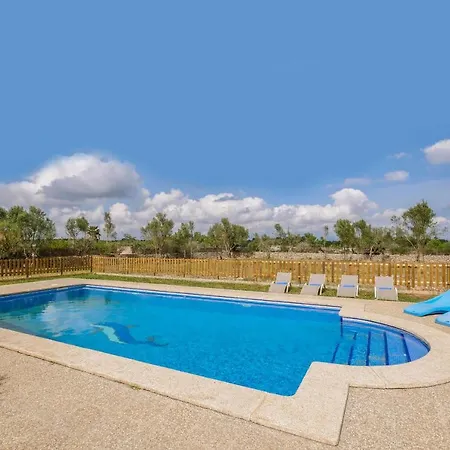 Calderitx Villa *